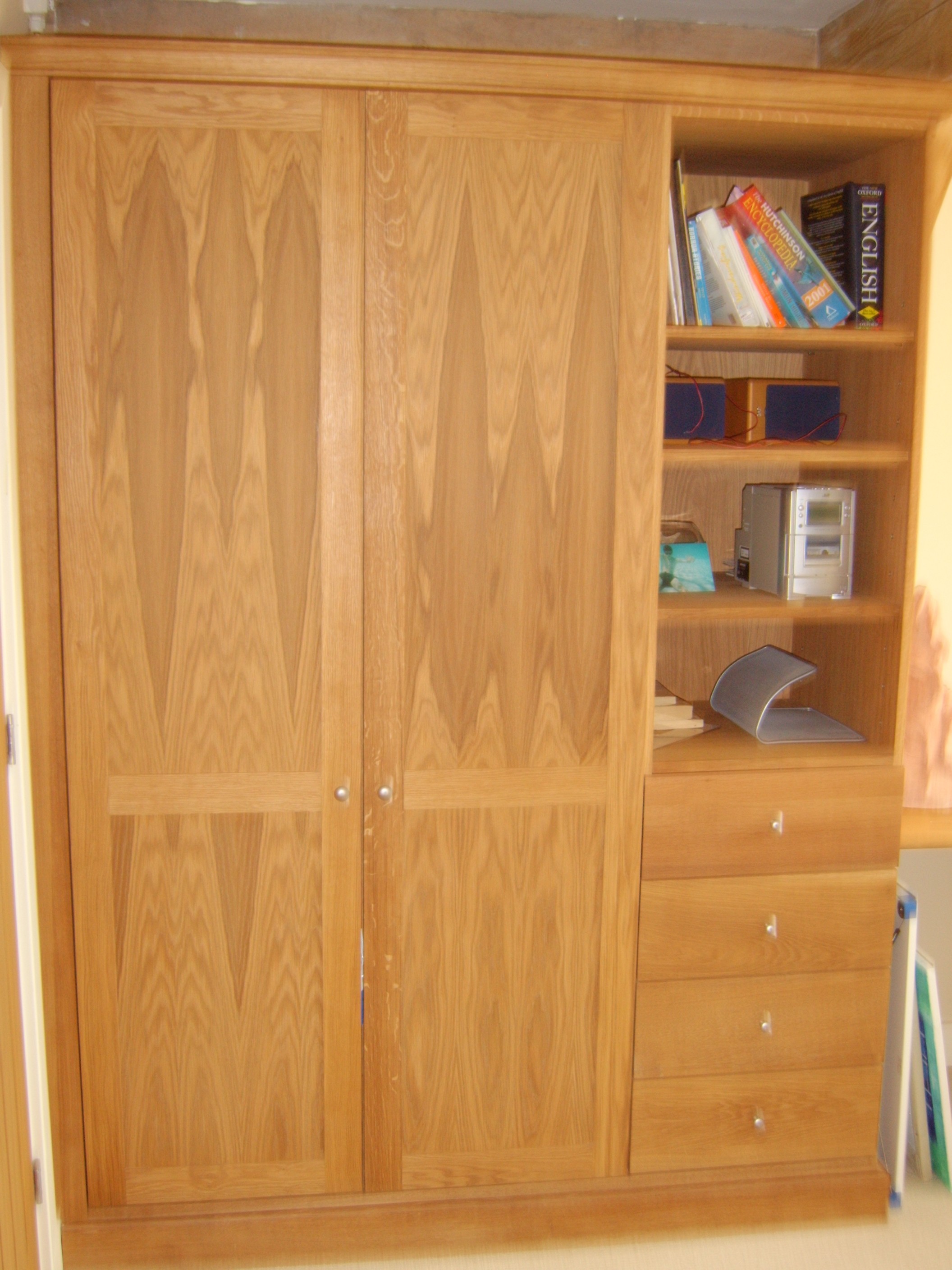 Display And Wardrobes